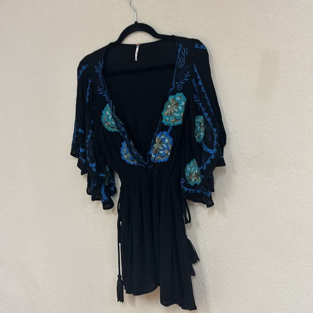 Free People womans boho Cora Embroidered Mini Dress size XS - Picture 5 of 8